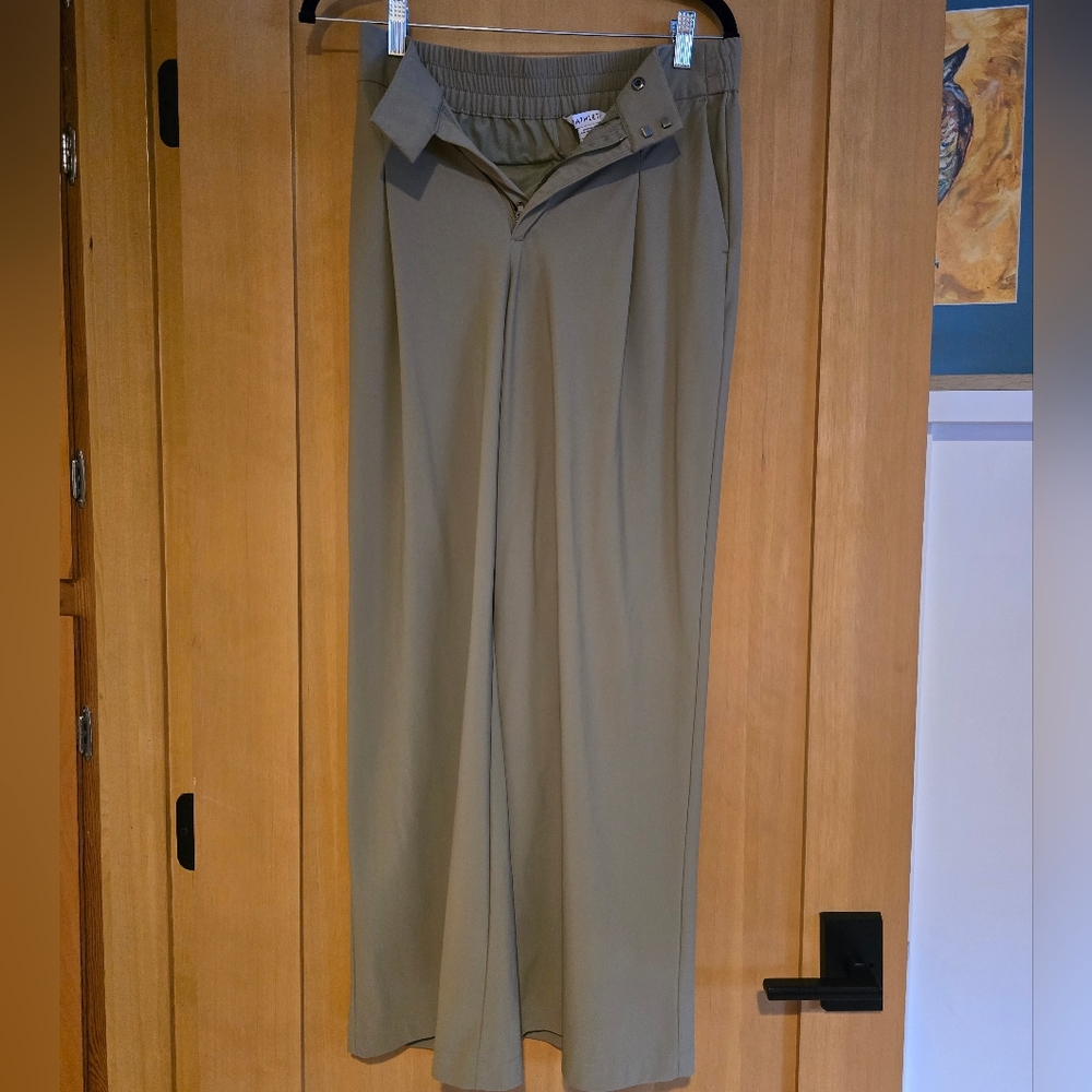 Athleta Pinnacle High Rise Womens Khaki Trousers